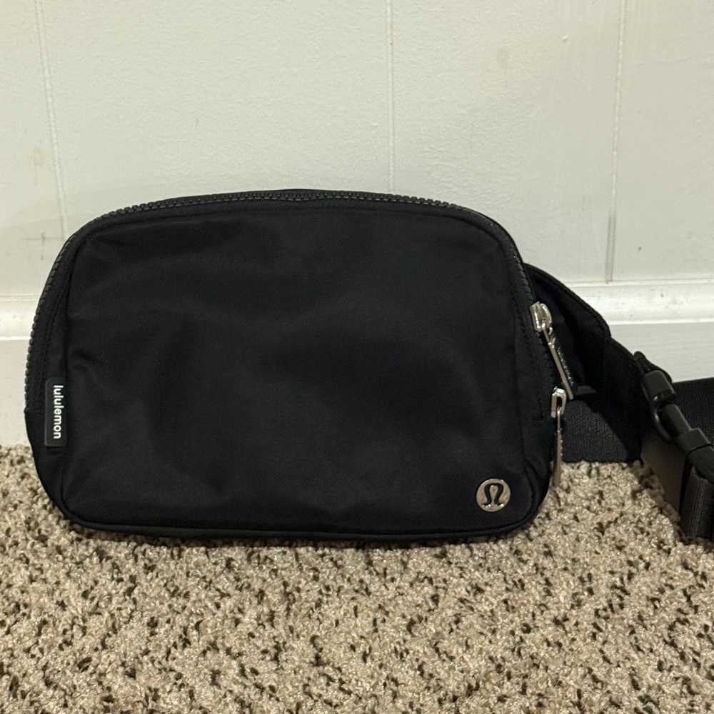 Lululemon Large Belt Bag 2L